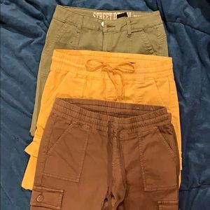 3 set or of pantsss!!!